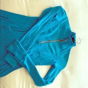 Lululemon long sleeve workout shirt